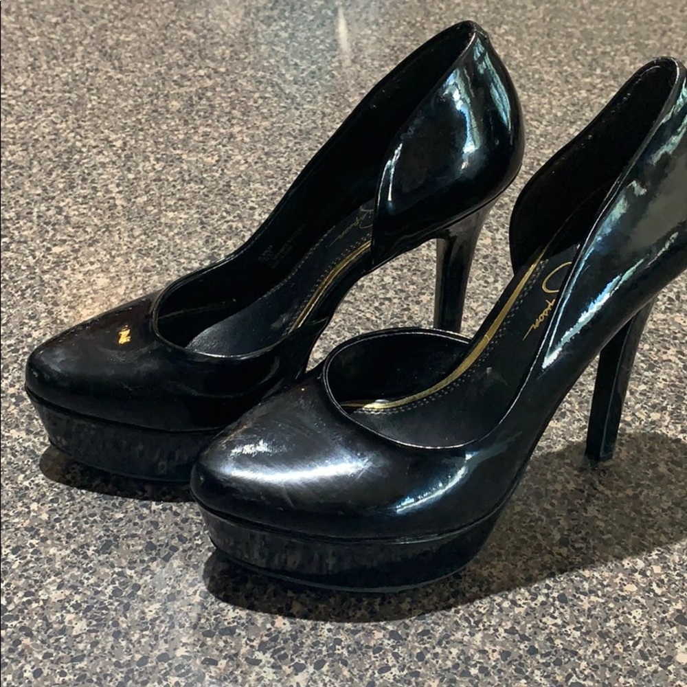 Jessica Simpson Black Pumps